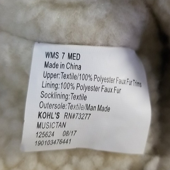 Women's sz 7 sherpa boots - Picture 3 of 4